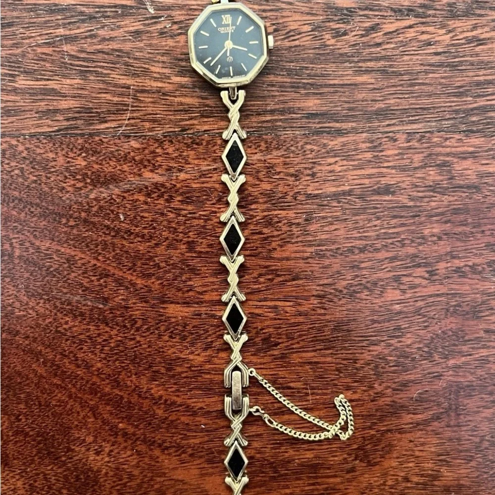 Vintage Orient Women’s Watch For Parts NOT WORKING
